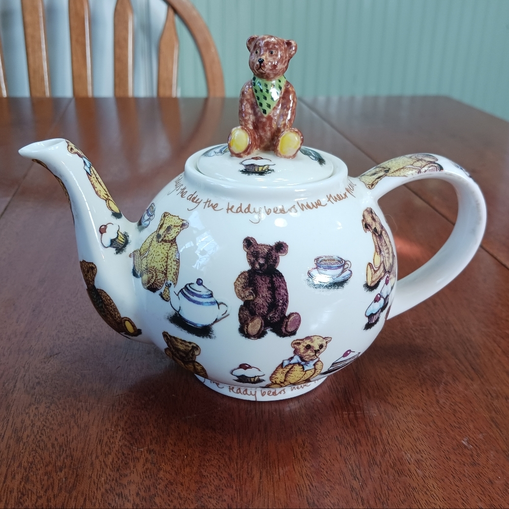 Cardew Ted-Tea teapot